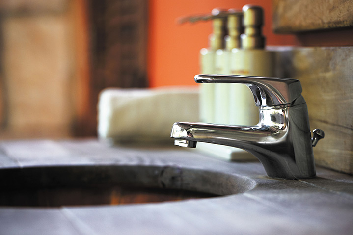 A2B Plumbers are able to fix any leaking taps you may have in Battersea. 